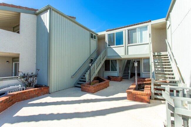 Building Photo - 1244 Seacoast Dr