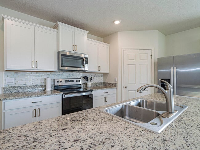 Building Photo - 4103 Keeson Cir