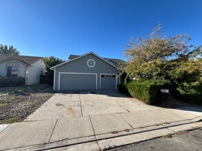 Building Photo - <b> Refreshed Four Bedroom House near Sliv...