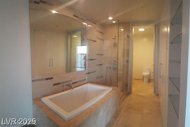 Building Photo - VEER TOWERS! BEAUTIFUL 1 BEDROOM UNIT!