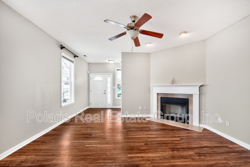 Building Photo - 3696 White Cliff Way