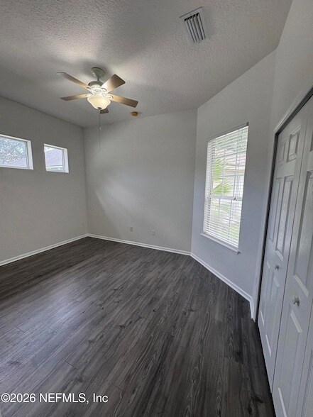 Building Photo - 86005 Maple Leaf Pl