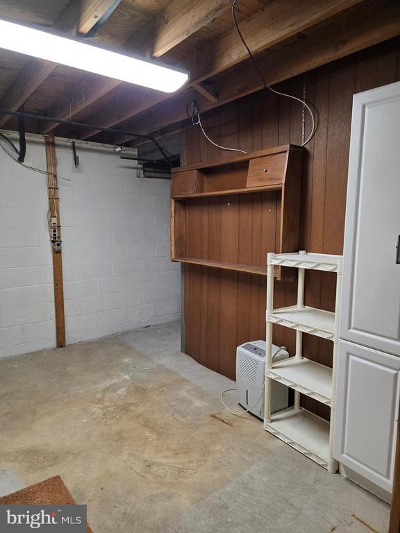 Building Photo - 1008 Fairview Ave