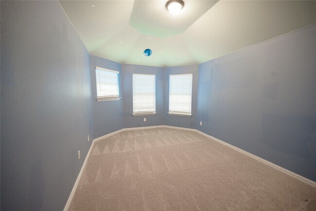 Building Photo - 1305 Needle Cactus Dr