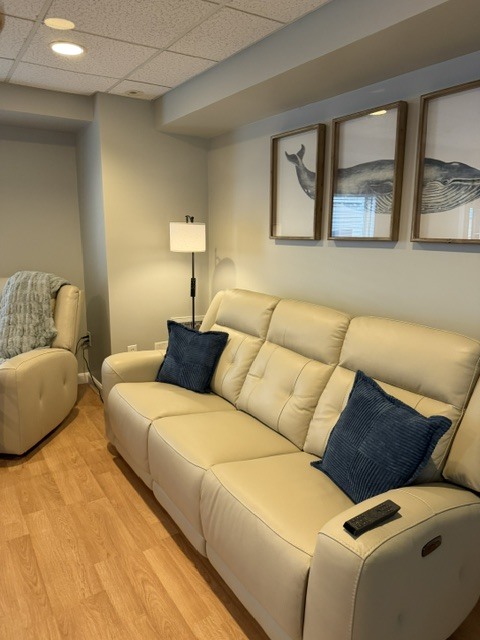 Premium leather seating - 87 Washington Ave
