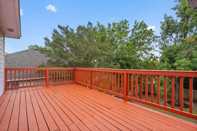 Building Photo - 1213 Red Ranch Cir