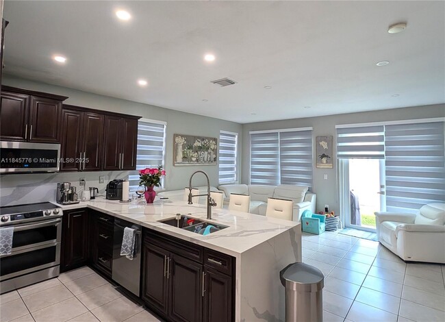 Building Photo - 16402 SW 78th Terrace
