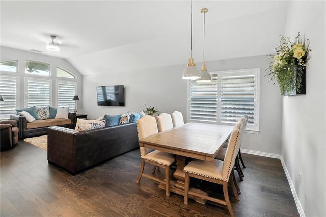 Building Photo - 5512 Pebble Dr