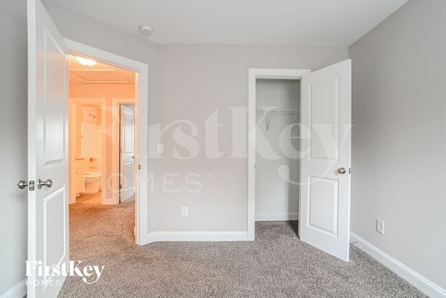 Building Photo - 1007A W A St