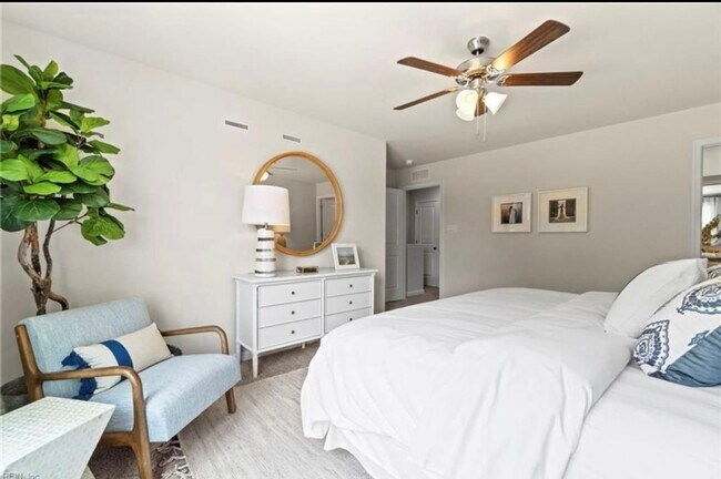 Building Photo - 1568 Independence Blvd