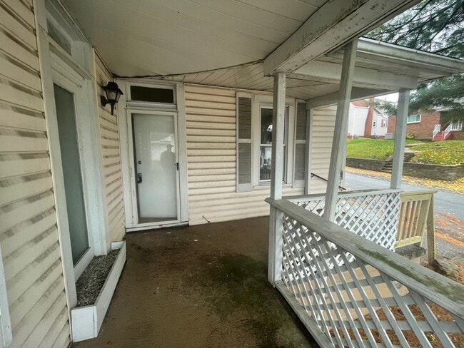 Building Photo - COMING SOON! This is a Lease-to-Own – Not ...