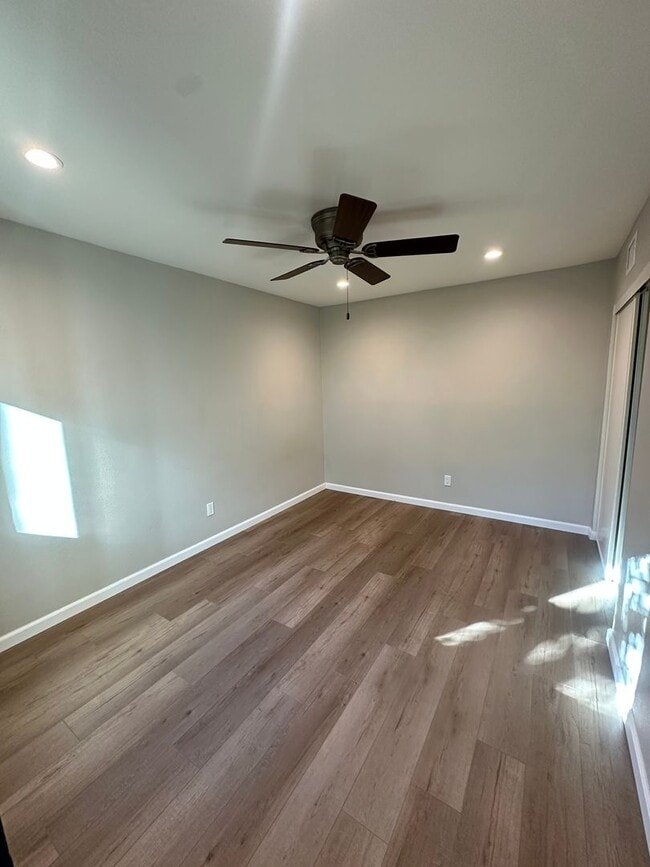 Building Photo - 2BR/1.5BA 2-story condo in El Cajon, gated community with sparkling pool, 2 car attached garage, ...