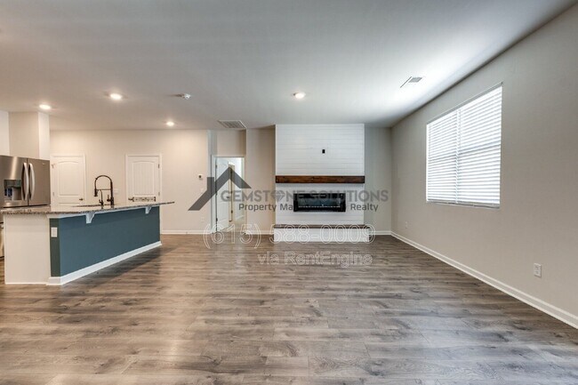 Building Photo - 8054 Typhani Wy