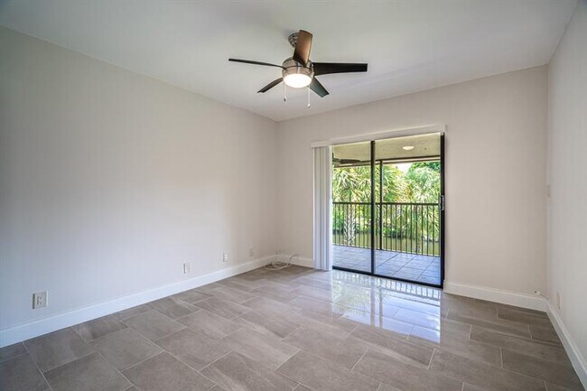 Building Photo - 183 Deer Creek Blvd