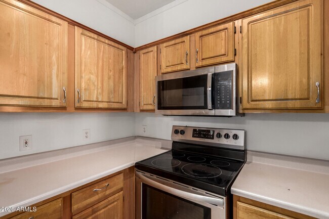 Building Photo - 2929 W Yorkshire Dr