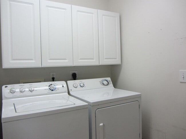 Building Photo - Wood Bridge