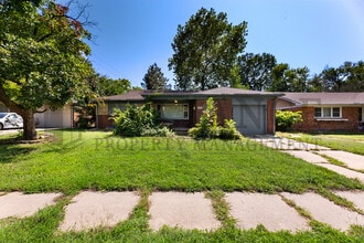 Building Photo - 7809 E Gilbert St