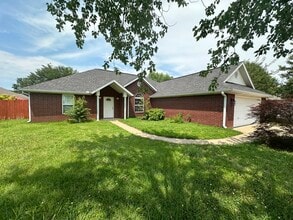 Building Photo - 312 Edgehill Ave