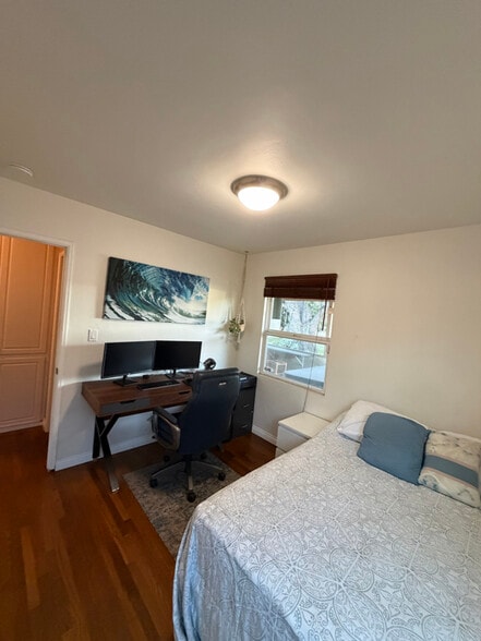 Building Photo - 3850 Massachusetts Ave