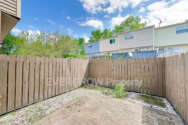 Building Photo - 3741 Lima Ct