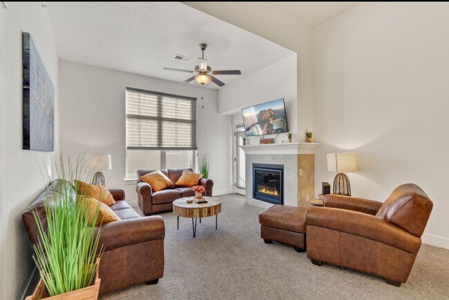 Welcome home - 4672 Hahns Peak Dr