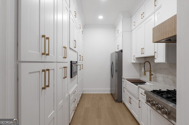 Building Photo - 407 Thunder Rd