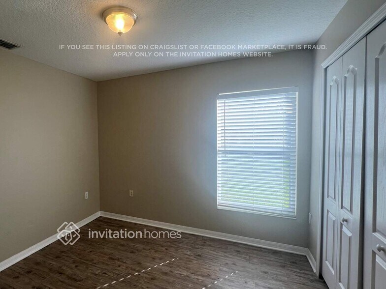 Building Photo - 419 Home Grove Dr