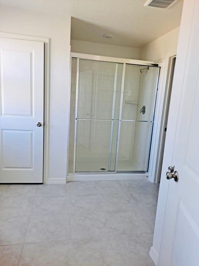 Building Photo - 1120 Papaya Cir.