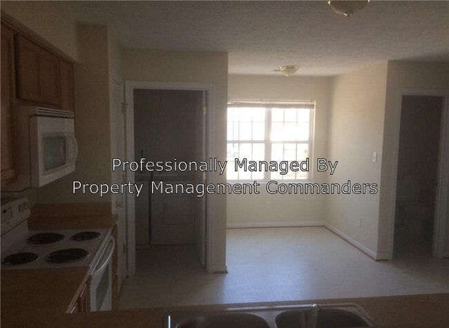 Building Photo - 1581 N King St