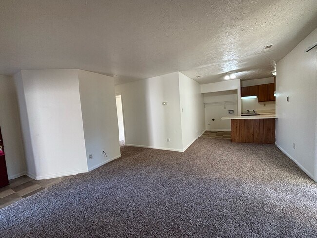 Building Photo - 6376 Applecross Ave