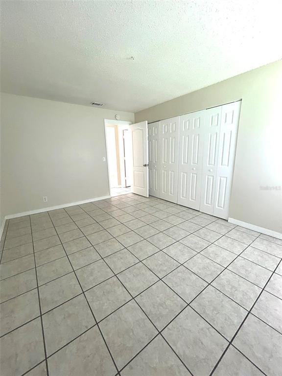 Building Photo - 844 E Flag Ln