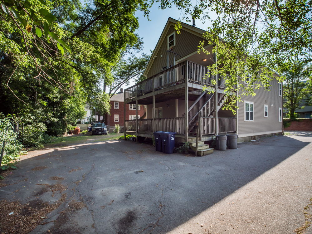 Building Photo - 145 Murdock St