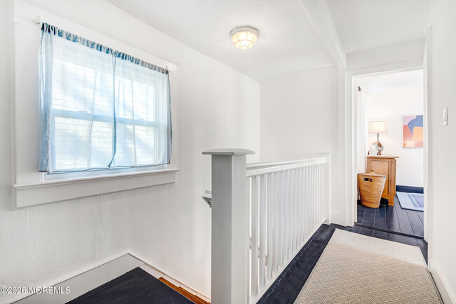 Building Photo - 100 Mt Tabor Way