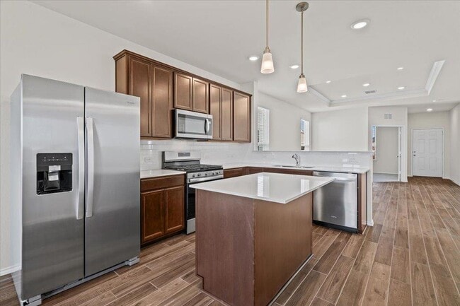 Building Photo - 408 Kapok St