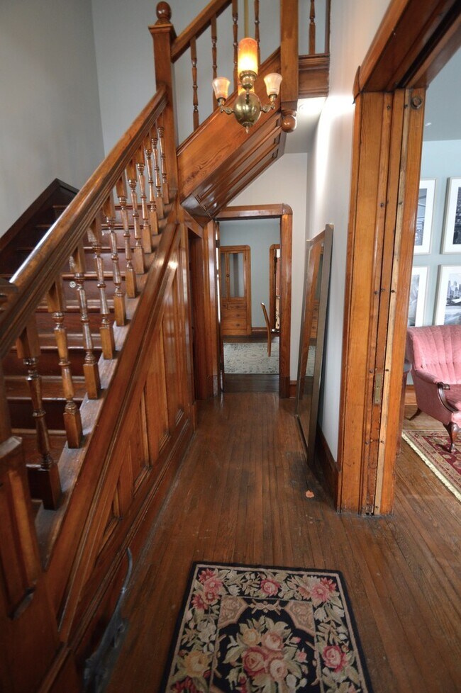 Building Photo - 2626 Union St