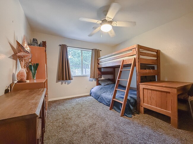 Building Photo - 3306 Hunterwood Dr