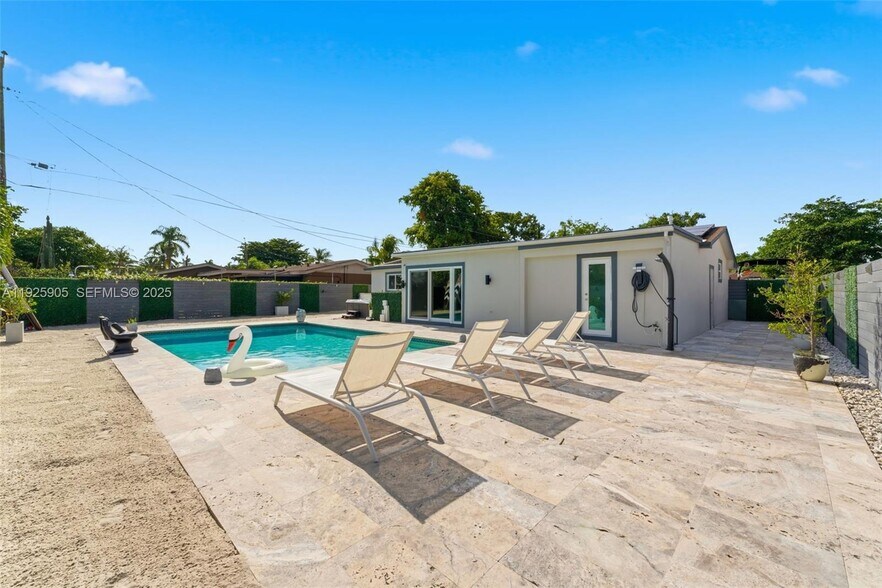 Building Photo - 251 N 71st Ave