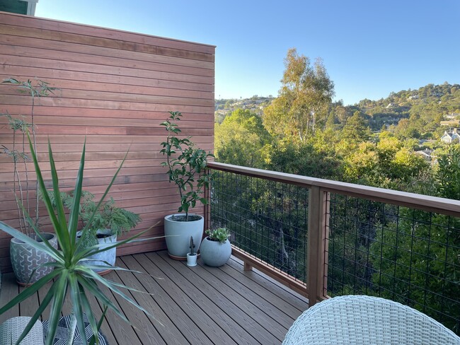 updated deck / divider - 56 Scenic Ave