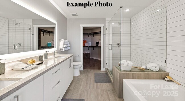 Building Photo - 4425 Sharon Rd