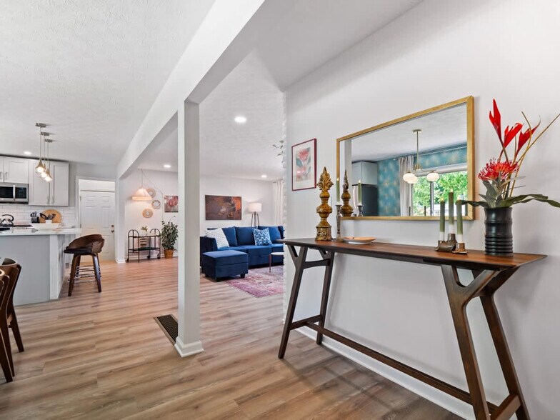 Building Photo - 8040 Strongsville Blvd