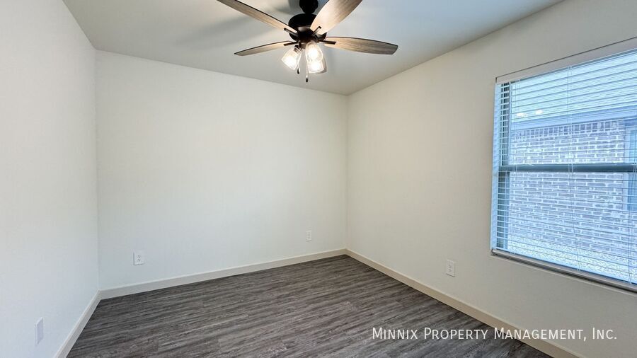 Building Photo - 7729 Date Ave