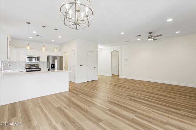 Building Photo - 4618 W Fortune Dr
