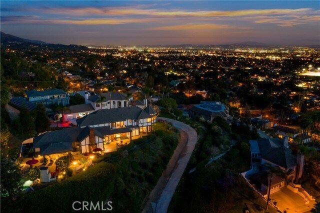 Building Photo - 318 N Terrace View Dr