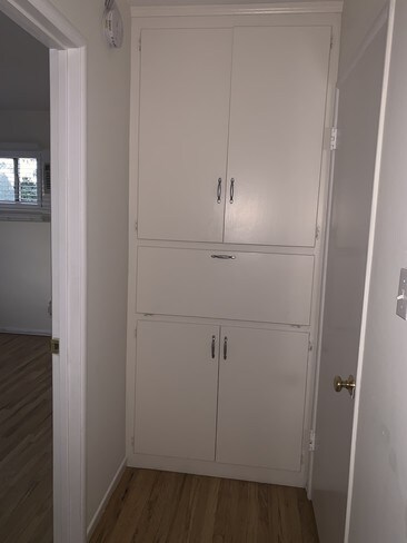 Building Photo - 14225 Riverside Dr