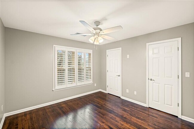 Building Photo - 710 Weybridge Pl