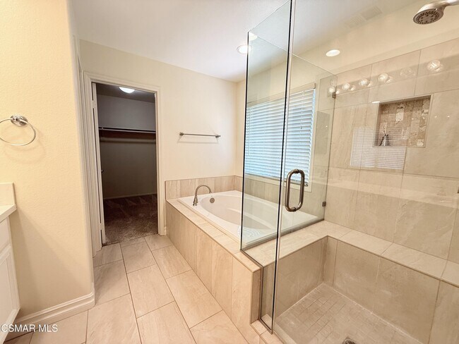 Building Photo - 3851 Alex Ct