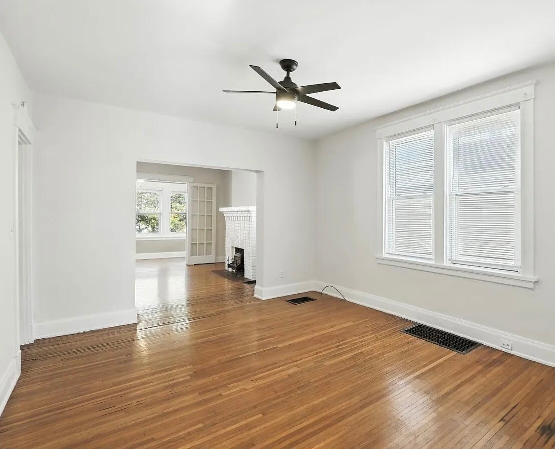 Formal dining & living room - 3710 Hyde Park Ave