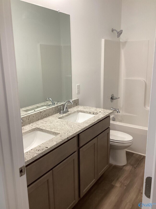 Building Photo - 3220 Spool Ln SW