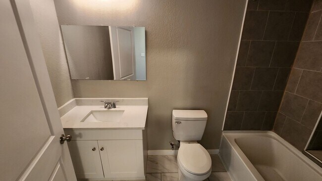 Building Photo - PALO ALTO HEIGHTS- 3bedroom 2 bath Home