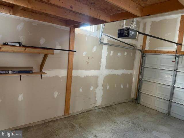 Building Photo - 7429 Cedar Grove Ln